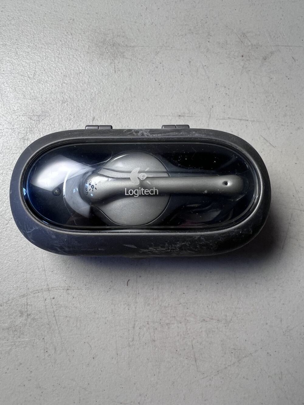 Logitech Bluetooth Hands Free Head Set, F-0179A . REF:CD_28
